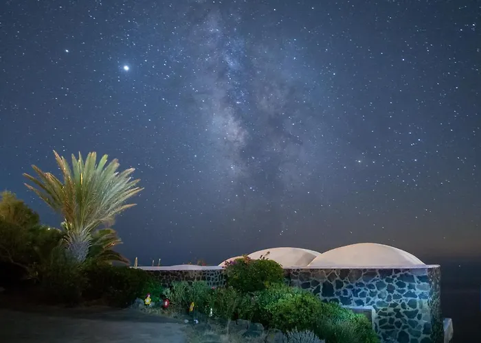 Dammuso Sulla Scogliera - Pantelleria